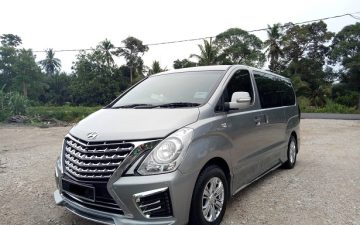 Hyundai Starex